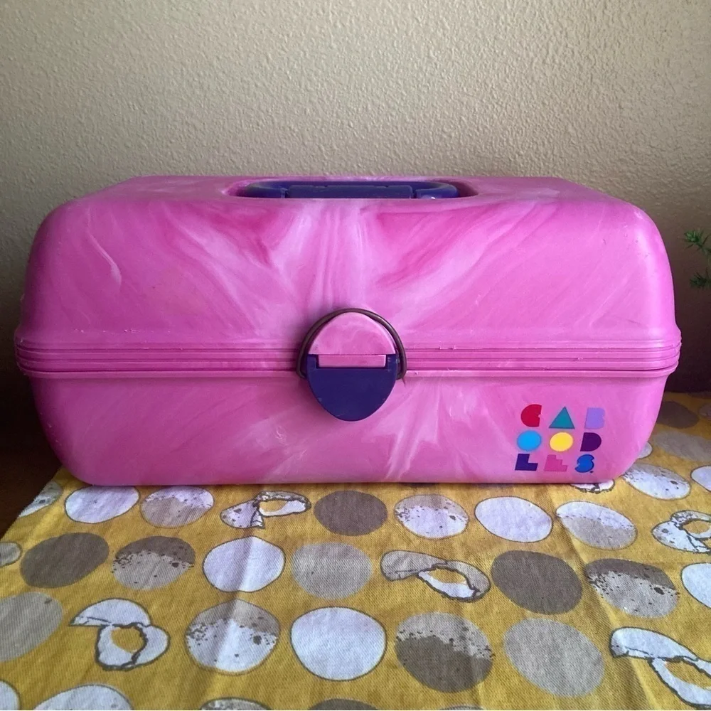 Vintage Caboodles hot pink and purple 2 tier convertible makeup case